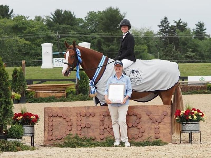 2021-3-Derby-winner-Melissa-presentation